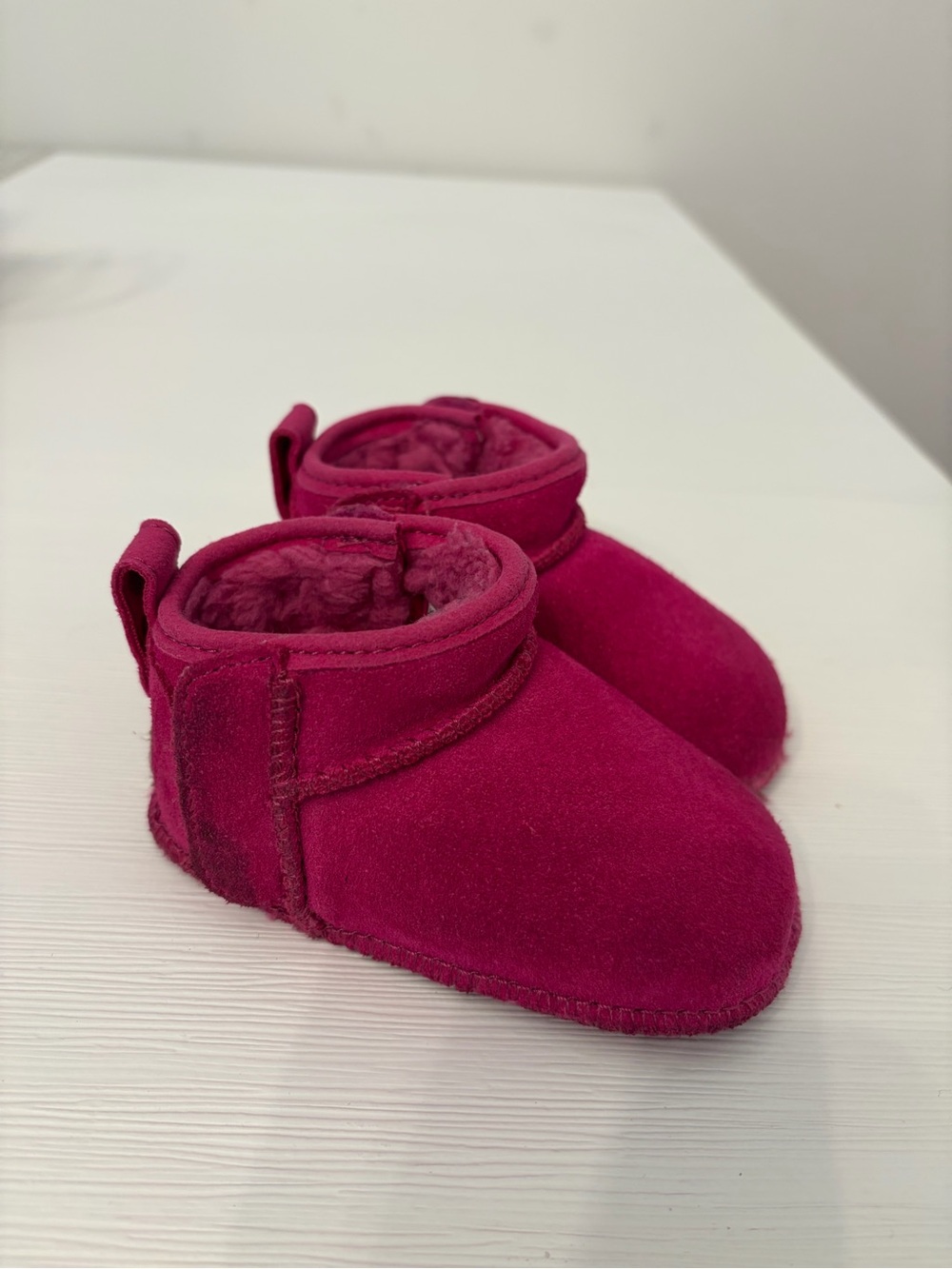 UGG Ultra mini classic suede boots (Infant) size 2/3